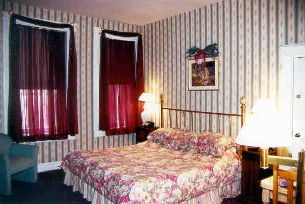 Biltmore Suites Hotel Baltimore Room photo